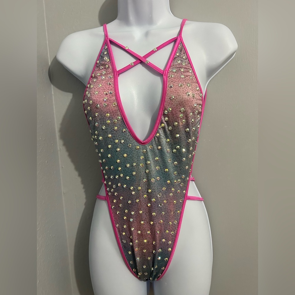 Exotic dancewear